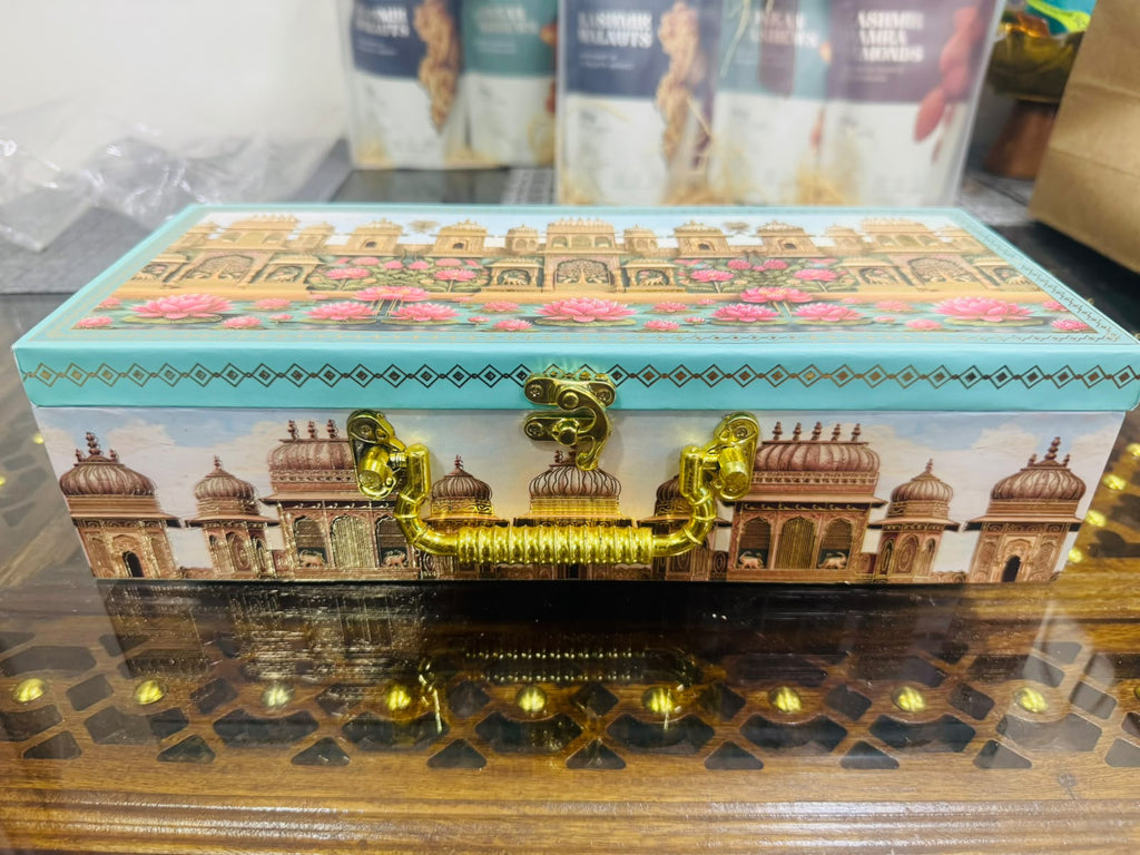 Kerva Palace Box | Handcrafted Gift Box with 100g Almonds, Walnuts & Cashews